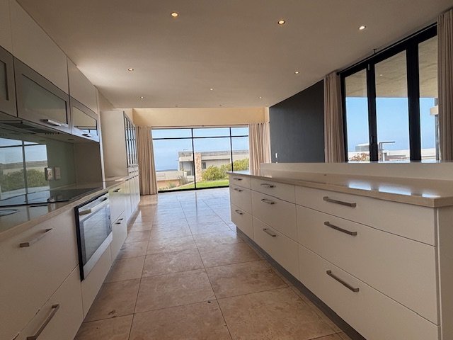 4 Bedroom Property for Sale in Oubaai Western Cape